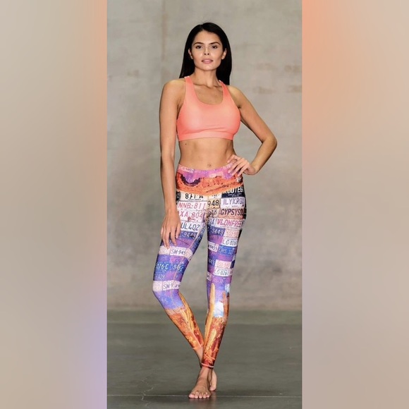 Niyama Sol Zzyzx barefoot legging sz. S - Picture 6 of 8